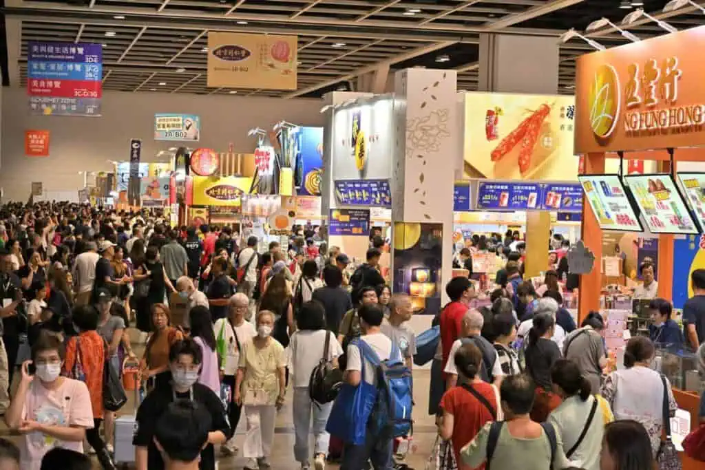 The Food Expo's Public Hall and Gourmet Zone features events like star chefs and mixologists, food promotions, performances by the Coffee Latte Art Demo winners, various dance and taekwondo performances