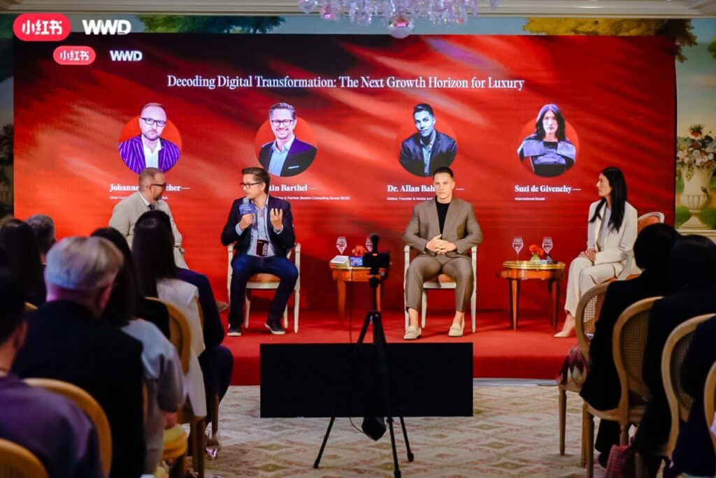 On 2nd October, amid Paris Fashion Week, Xiaohongshu and WWD brought together global luxury CEOs and power players for the inaugural Luxury Innovation Summit.